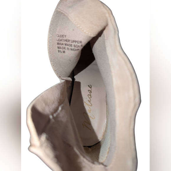 Matisse Cloey Fringe Booties- EUC. - Picture 3 of 5